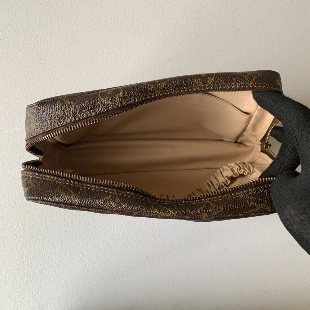 Louis Vuitton monogram Cosmetic Pouch trousse toilette 23 authentic with COA - Picture 4 of 8